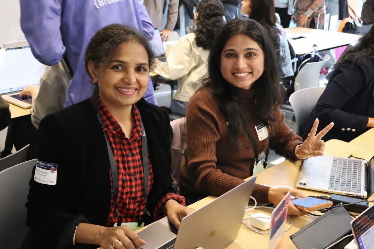 A photo from an AWS or EF event in San Francisco.